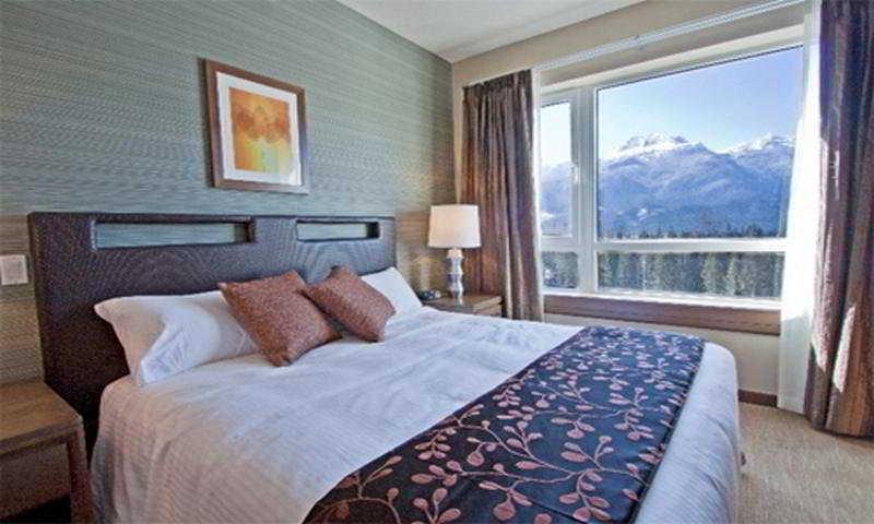 Sutton Place Hotel Revelstoke Mountain Resort Zimmer foto